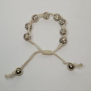 Shambala Bracelet Cream and Silver Adjustable Slide Closure